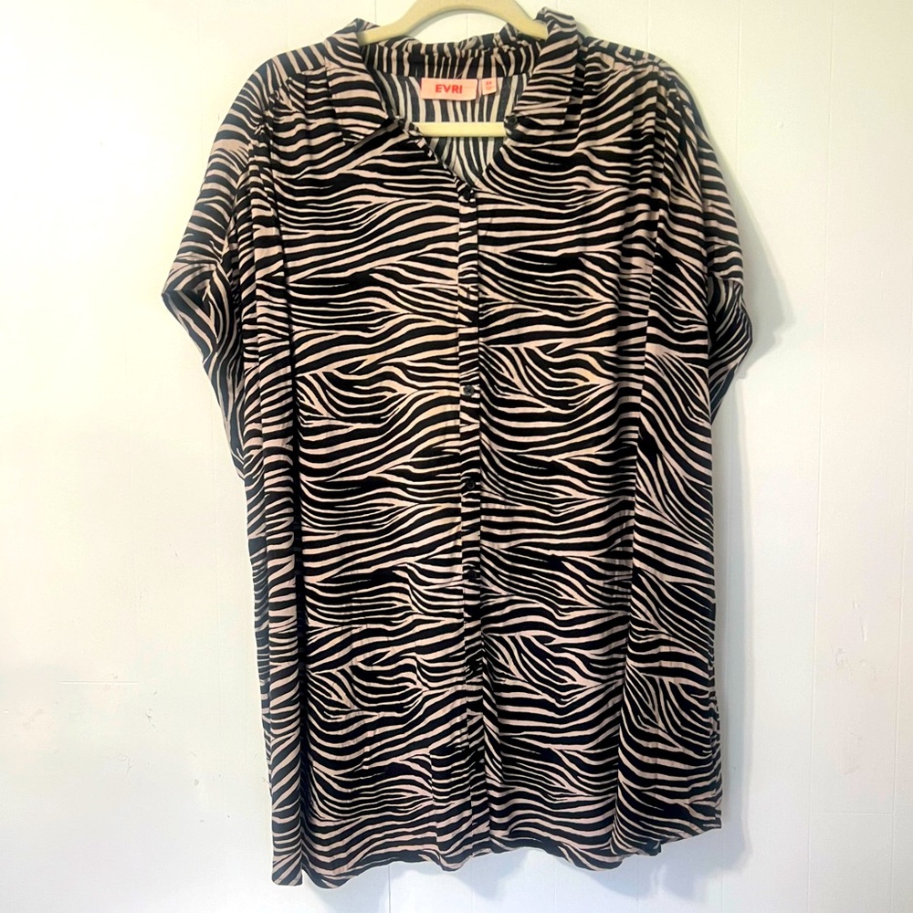 EVRI Zebra Print Button Down Casual Cap Sleeve Long Lined Shirt Size 3X